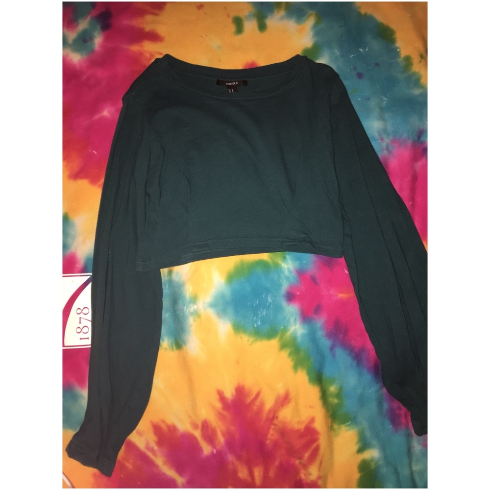 Greenish blue, long sleeve crop top